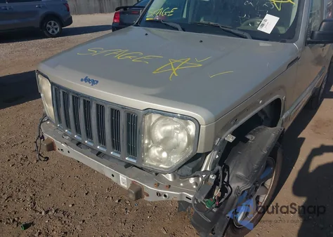 2008 Jeep Liberty Limited Edition из США, поврежденный, VIN 1J8GN58K78W240554